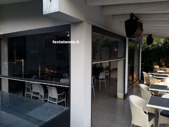 TENDE DA SOLE A CADUTA PER BAR E RISTORANTI
